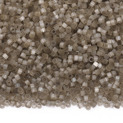 Transparent Silk Satin Cat's Eye Color Hight Quality Glass Cylinder Seed Beads 1.6 MM Size MY4021 WholesaleRhinestone