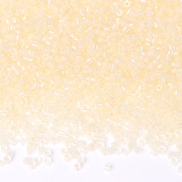 Transparent Color Lined Ivory Hight Quality Glass Cylinder Seed Beads 1.6 MM Size DJS5002 WholesaleRhinestone
