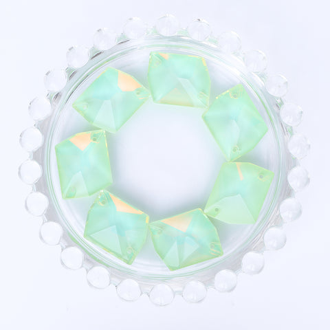 Light Azore AM Cosmic Shape High Quality Glass Sew-on Rhinestones