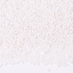 Opaque White Color Hight Quality Glass Cylinder Seed Beads 1.6 MM Size BS1005