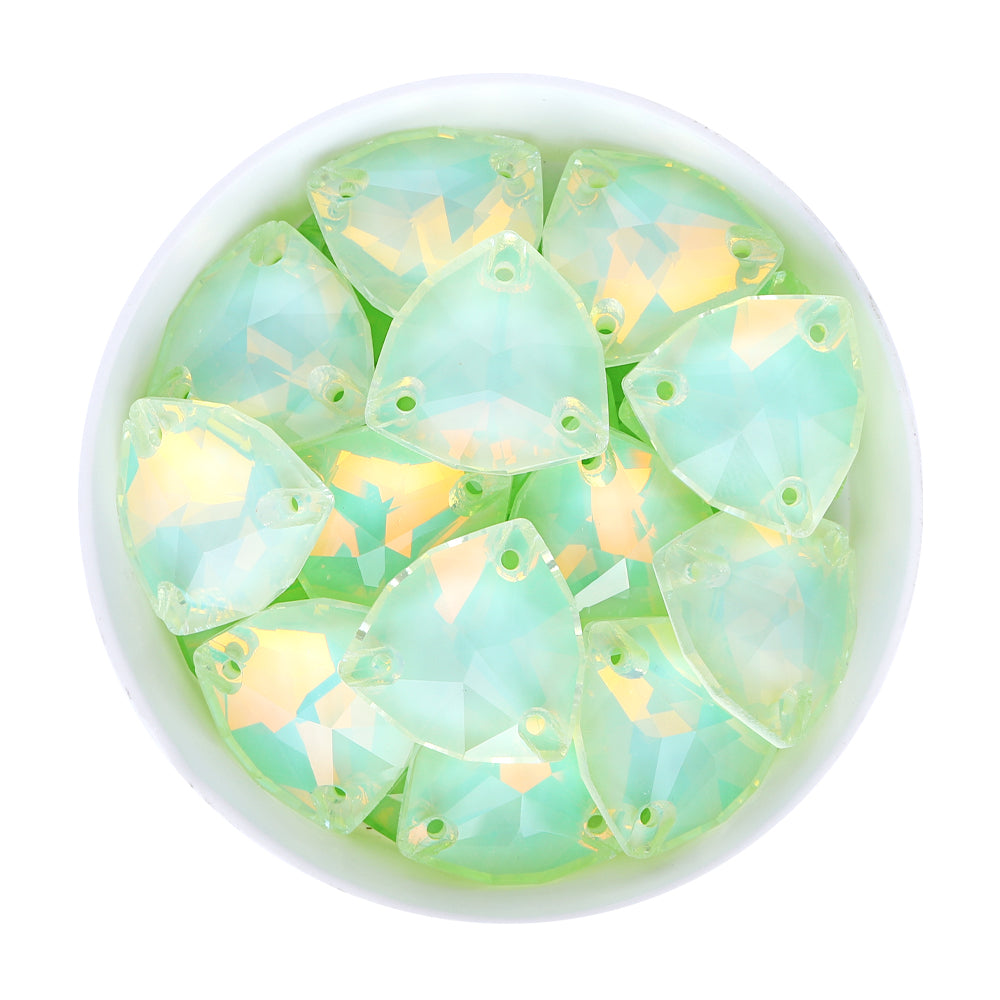 Light Azore AM Trilliant Shape High Quality Glass Sew-on Rhinestones WholesaleRhinestone Hauptbild