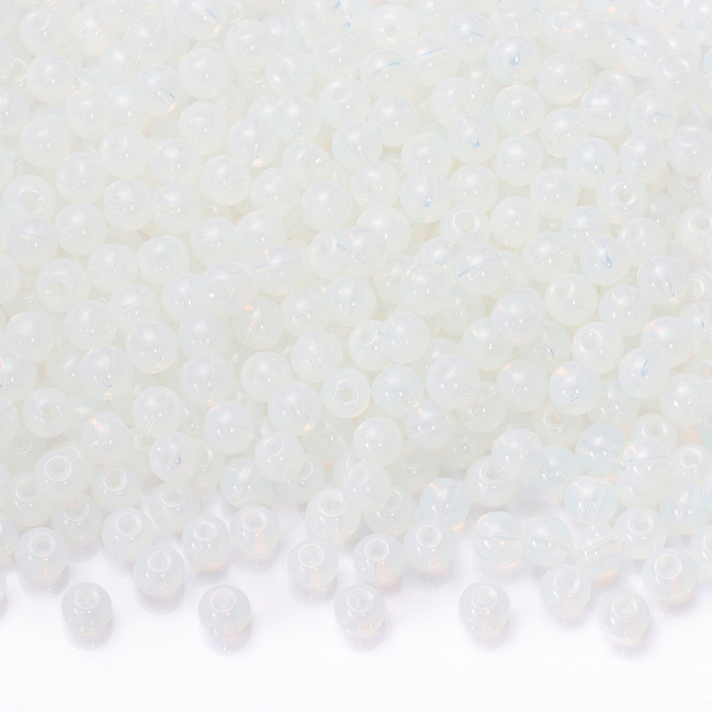 BSB002 4.5 MM Round Shape Glass Seed Beads for Bracelets and Jewelry Making WholesaleRhinestone