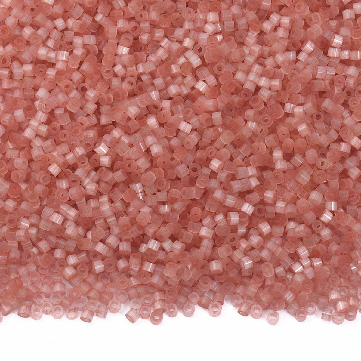 Transparent Salmon Silk Satin Cat's Eye Color Hight Quality Glass Cylinder Seed Beads 1.6 MM Size MY4005 WholesaleRhinestone