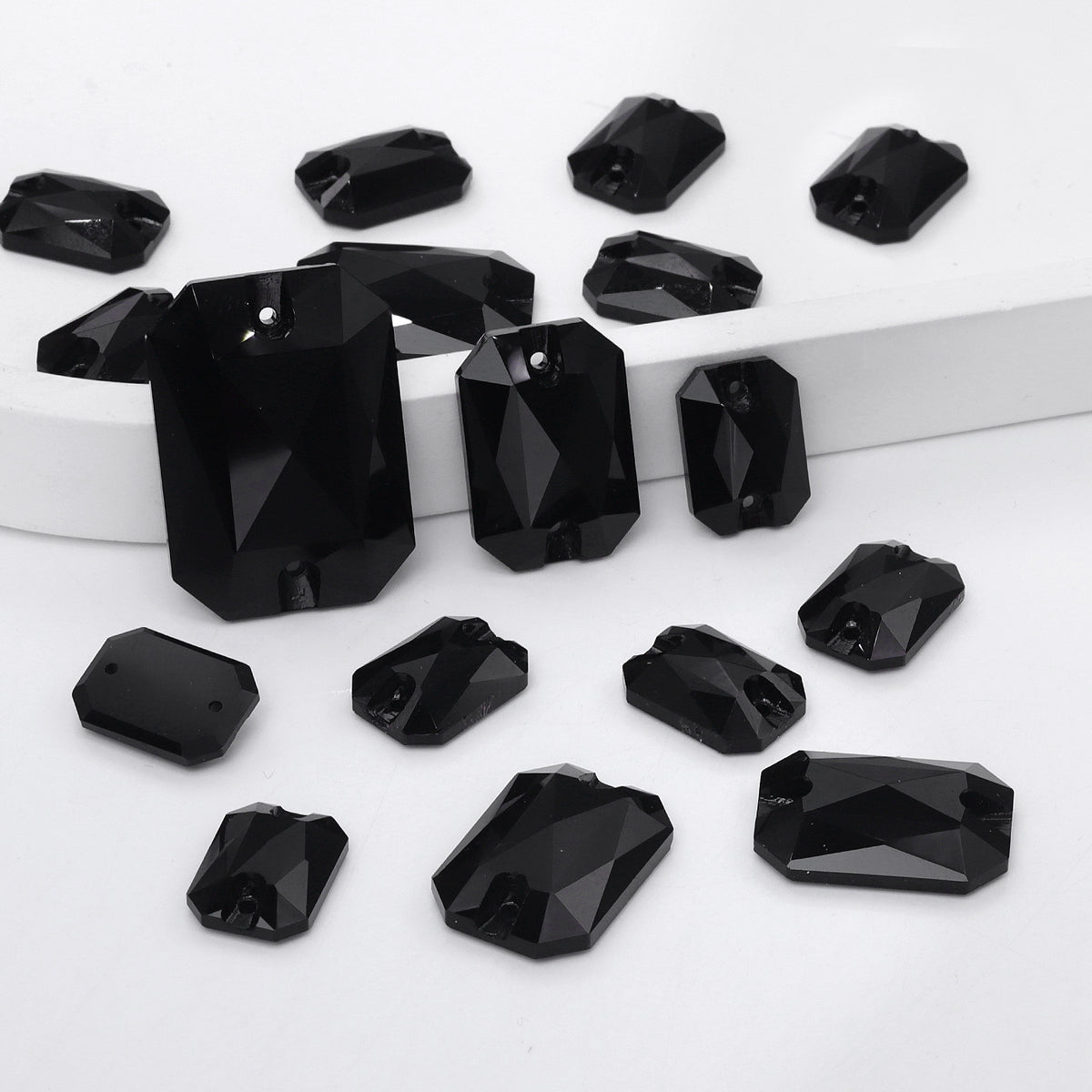 Mixed Sizes Jet Octagon Shape High Quality Glass Sew-on Rhinestones WholesaleRhinestone Hoofdafbeelding