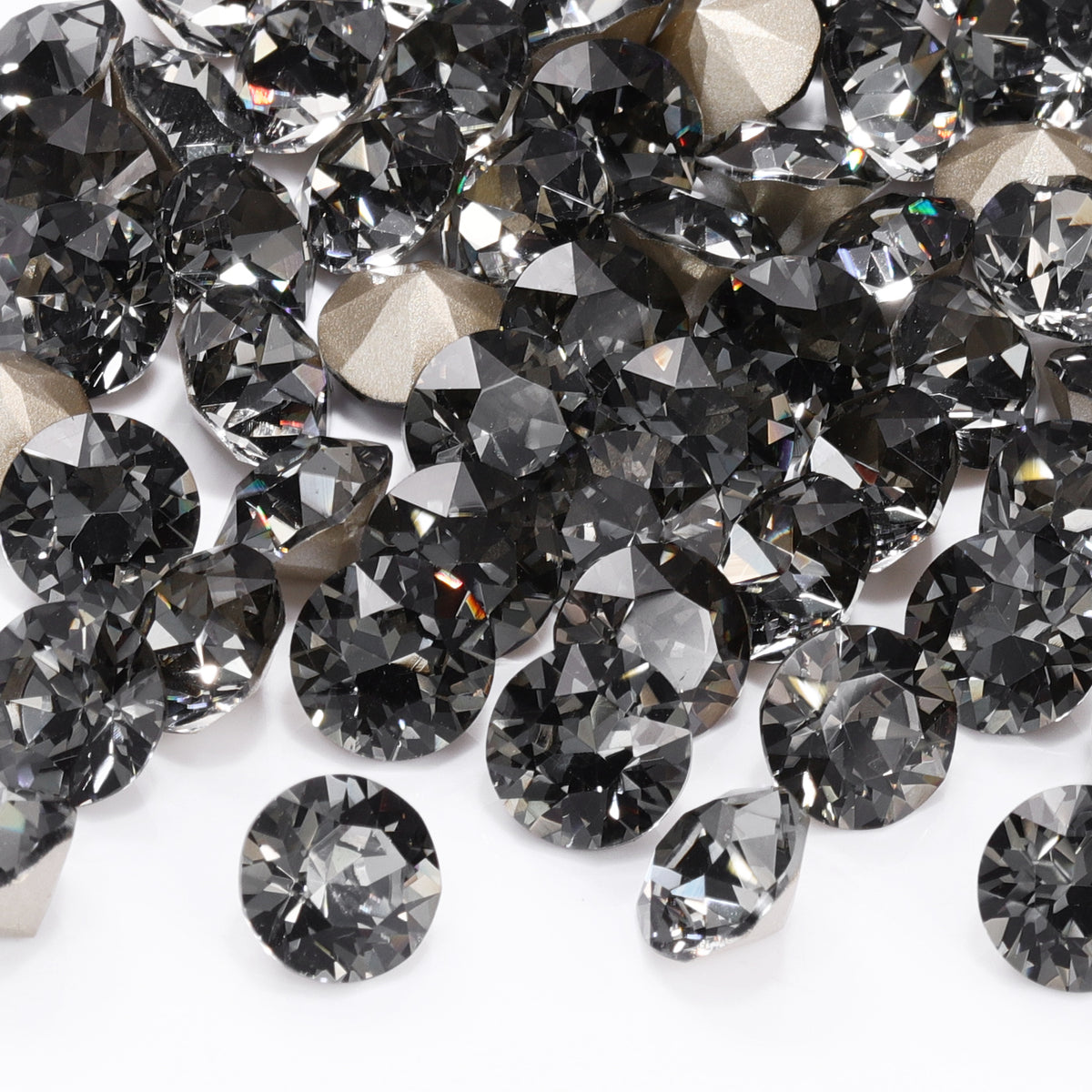 Black Diamond Xirius Chaton a forma di vetro di alta qualità con strass di fantasia