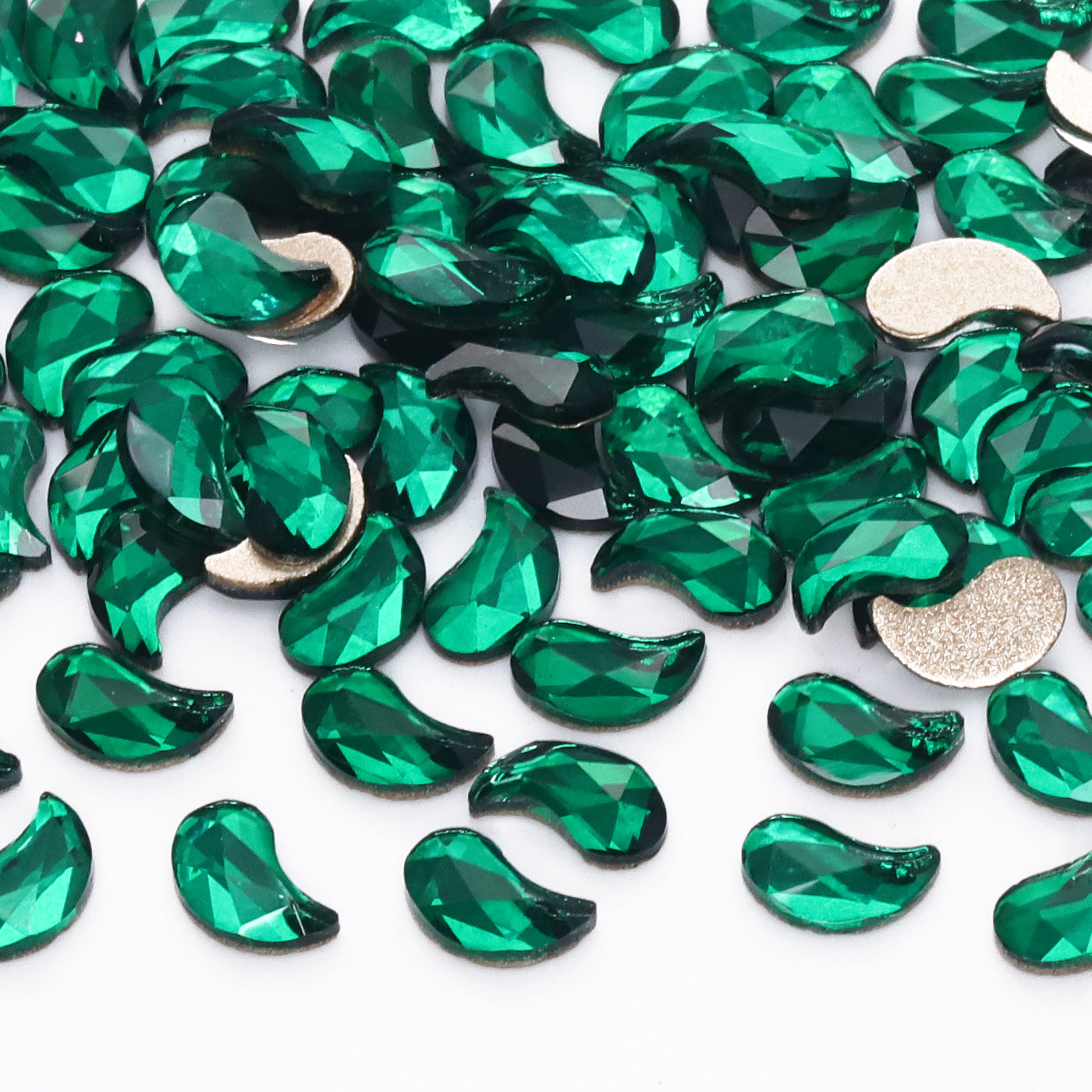 Comma Shape Dark Green Flat Back Fancy Rhinestones WholesaleRhinestone メイン画像