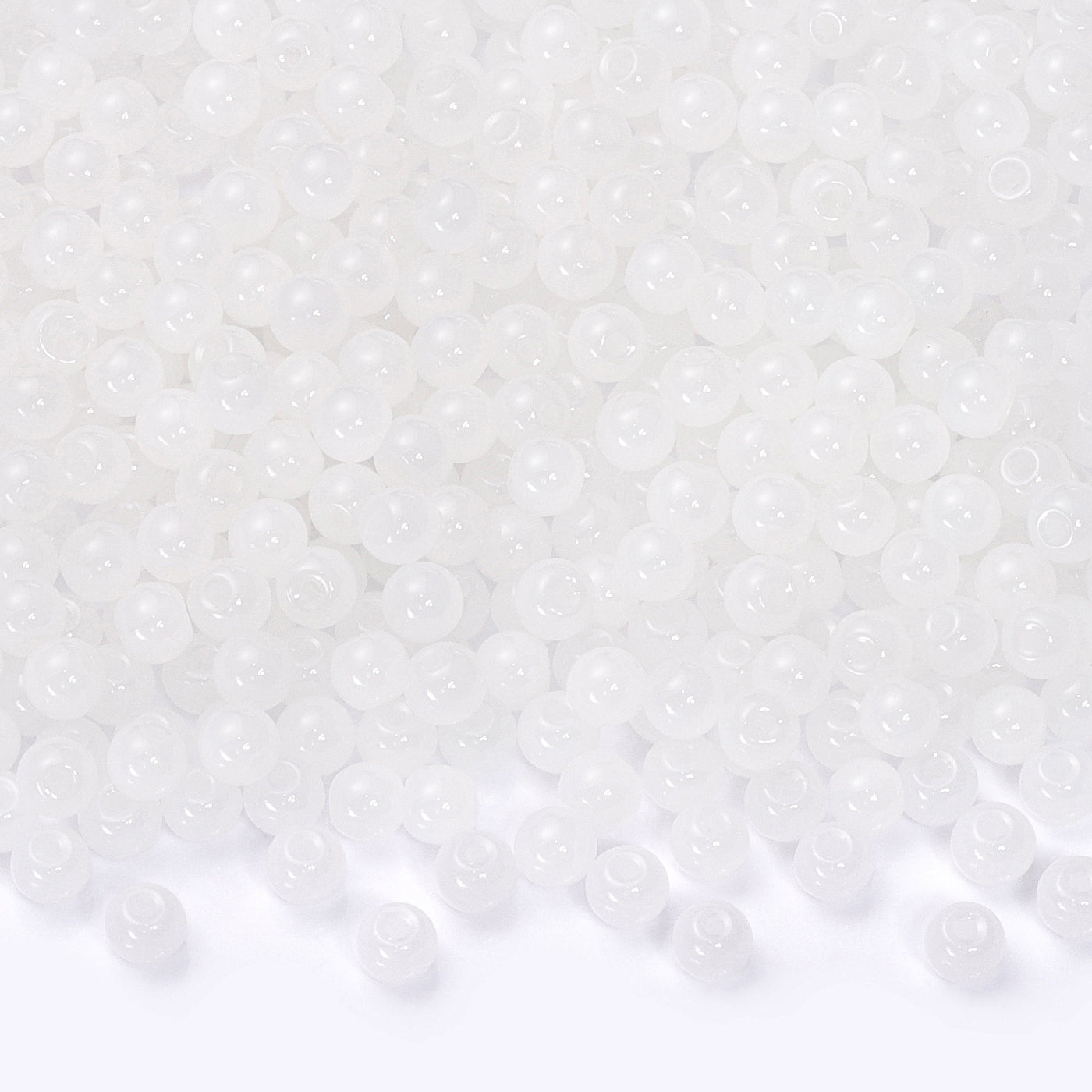 BSB001 4.5 MM Round Shape Glass Seed Beads for Bracelets and Jewelry Making WholesaleRhinestone