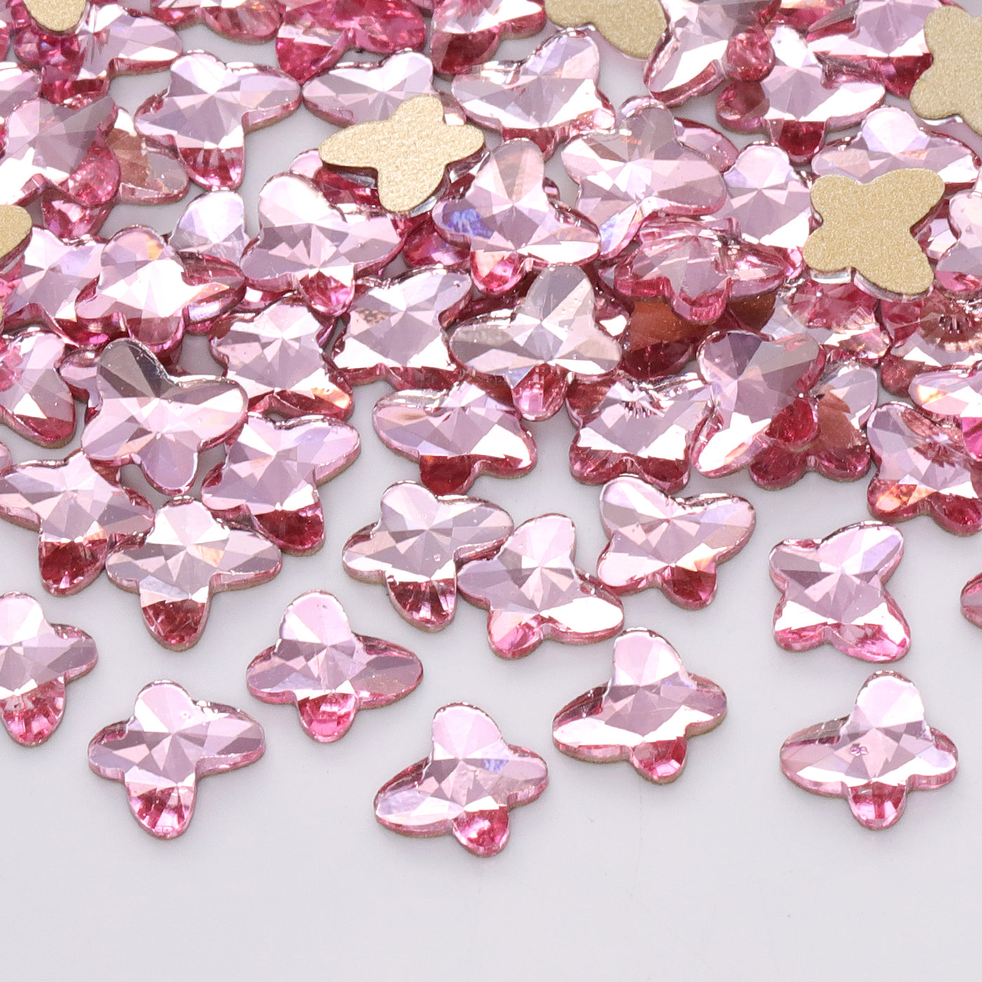 Butterfly Shape Light Pink Flat Back Fancy Rhinestones WholesaleRhinestone Image principale du produit