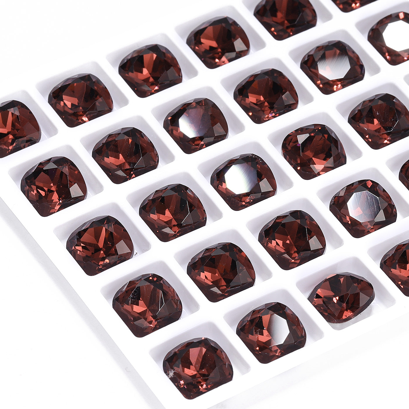 Burgundy Cushion Square Shape High Quality Glass Pointed Back Fancy Rhinestones Secondary image
