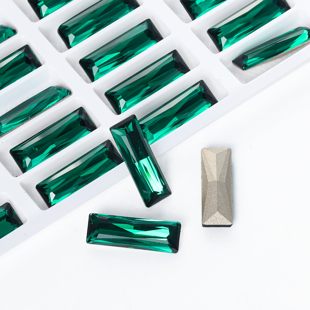 Emerald Princess Baguette Shape High Quality Glass Pointed Back Fancy Rhinestones WholesaleRhinestone