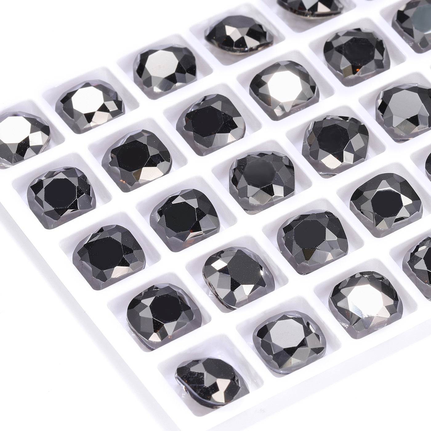 Jet Metallic Silver Cushion Square Shape High Quality Glass Pointed Back Fancy Rhinestones Secondary image