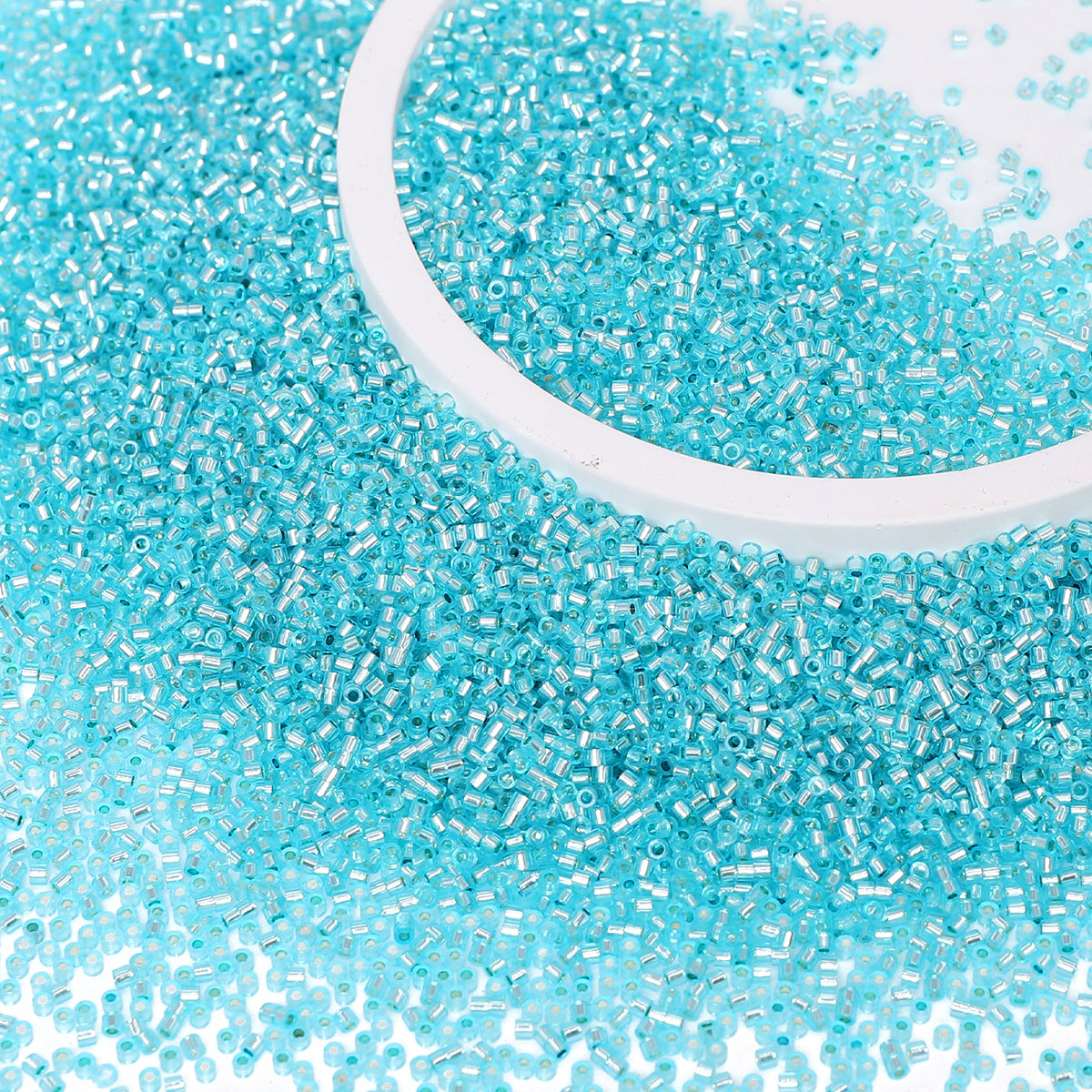 Transparent Silver-lined Aquamarine Color Hight Quality Glass Cylinder Seed Beads 1.6 MM Size GY2001 WholesaleRhinestone