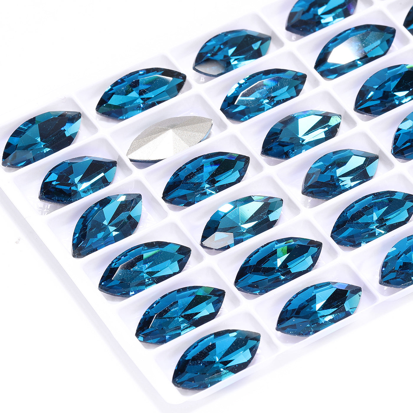 Indicolite Navette Shape High Quality Glass Pointed Back Fancy Rhinestones Secondary image