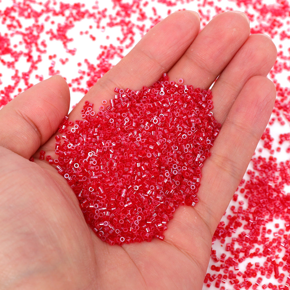 Transparent Luster Light Red Color Hight Quality Glass Cylinder Seed Beads 1.6 MM Size BS1017 WholesaleRhinestone
