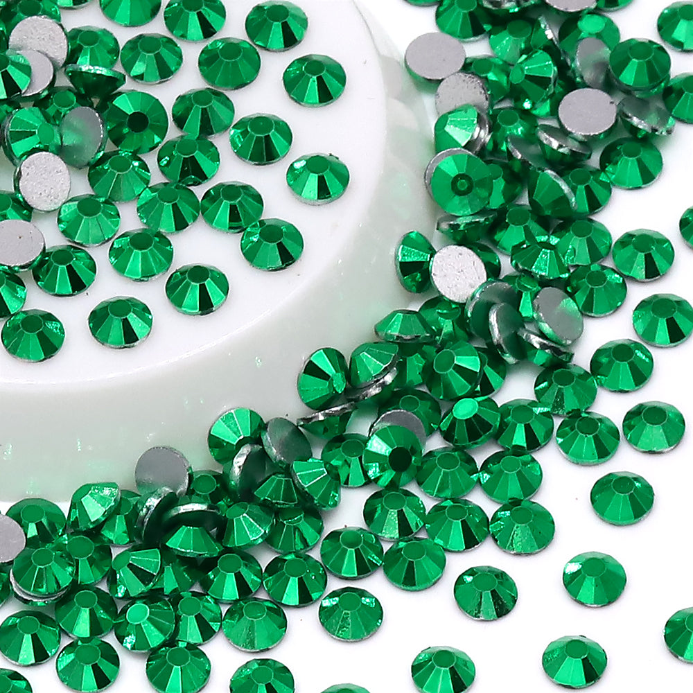 Metallic Imperial Green Glass FlatBack Rhinestones Silver Back Secondary image