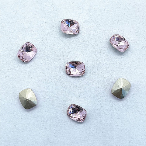 Pink Pillow Shape Glass Pointed Back Fancy Rhinestones WholesaleRhinestone Imagen principal del producto
