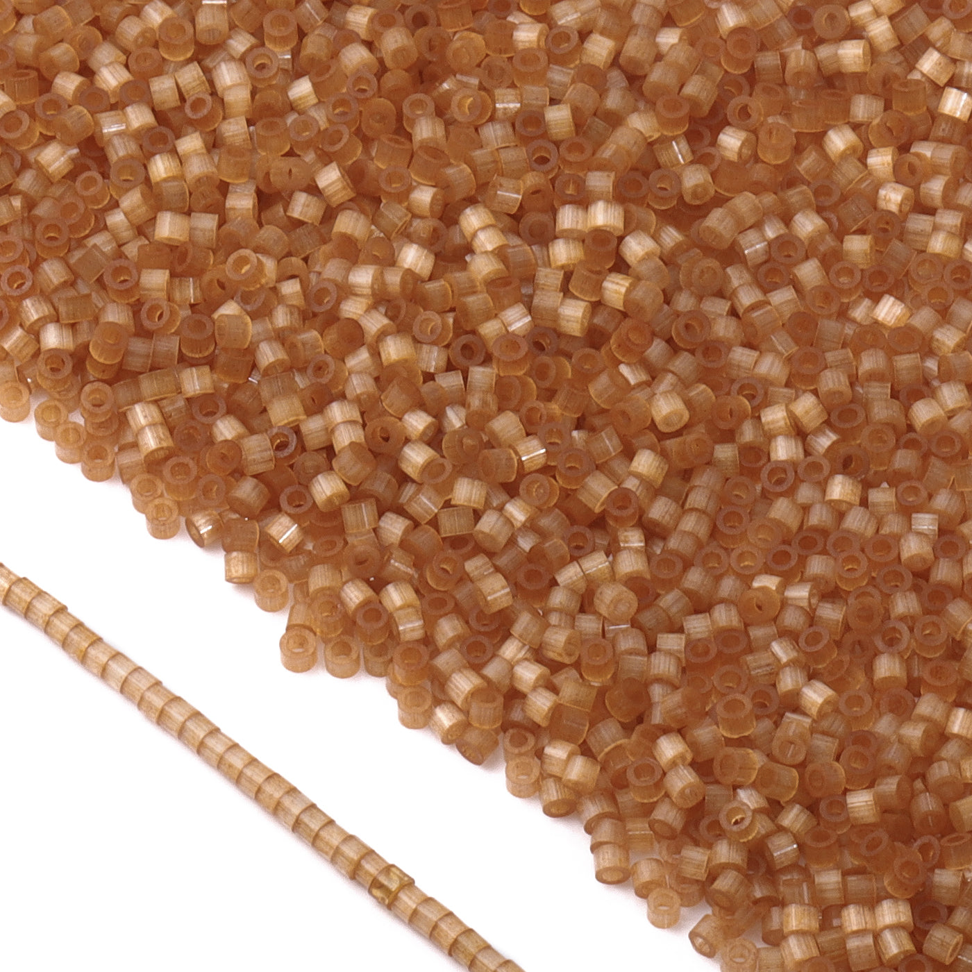 Transparent Yellow Silk Satin Cat's Eye Color Hight Quality Glass Cylinder Seed Beads 1.6 MM Size MY4017 WholesaleRhinestone