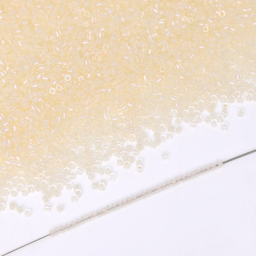Transparent Color Lined Ivory Hight Quality Glass Cylinder Seed Beads 1.6 MM Size DJS5002 WholesaleRhinestone