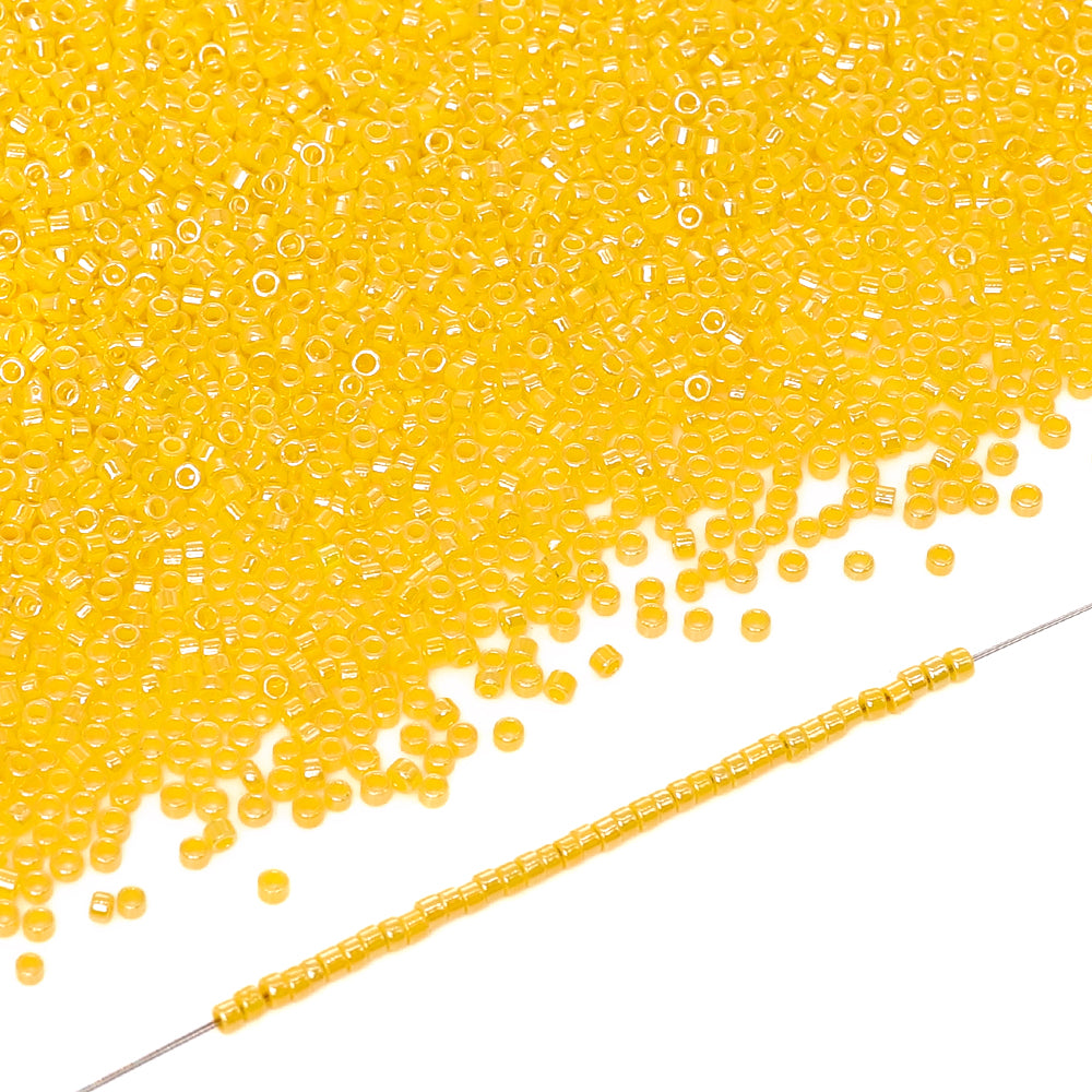 Opaque Luster Dark Yellow Color Hight Quality Glass Cylinder Seed Beads 1.6 MM Size BS1013 WholesaleRhinestone