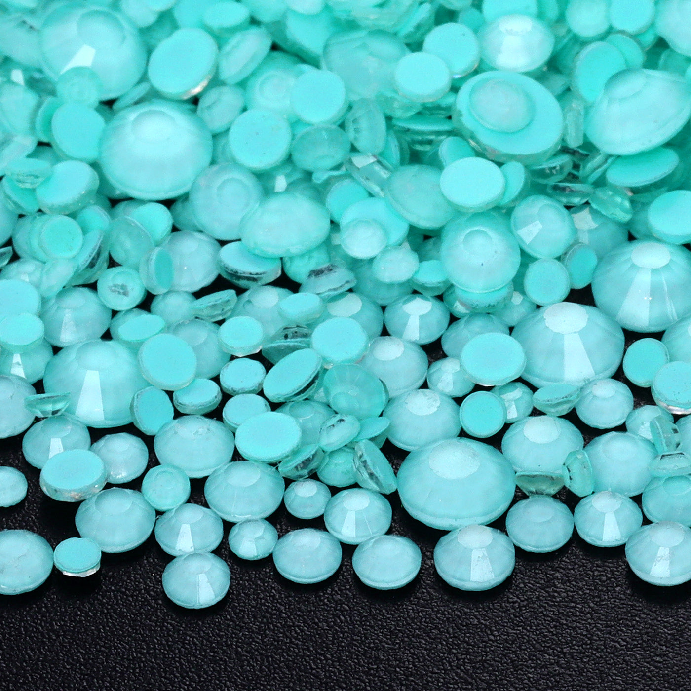 Mixed Sizes Neon Turquoise Glass Flat Back Rhinestones For Nail Art WholesaleRhinestone