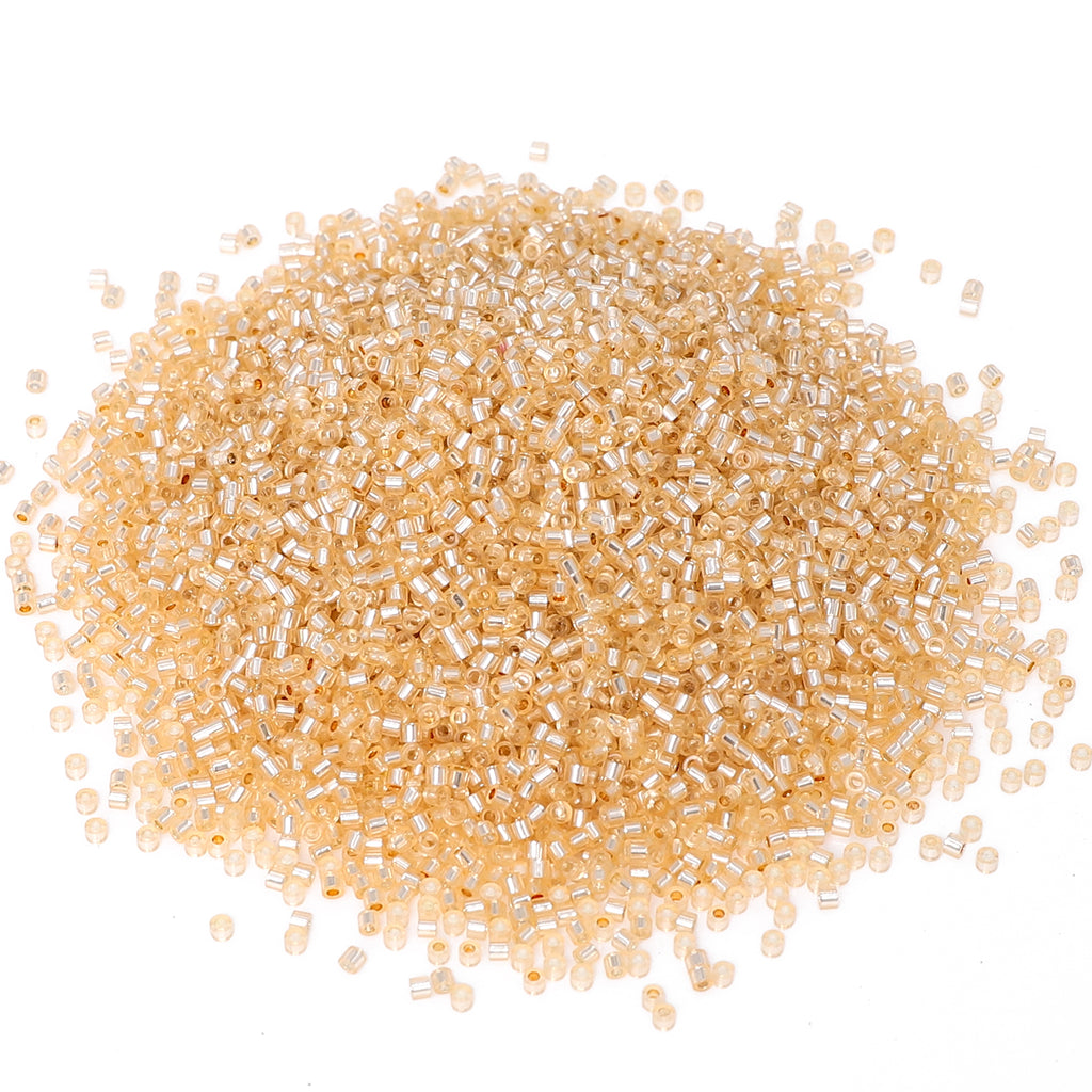 Transparent Silver-lined Champagne Color Hight Quality Glass Cylinder Seed Beads 1.6 MM Size GY2006 WholesaleRhinestone