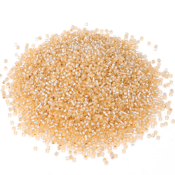 Transparent Silver-lined Champagne Color Hight Quality Glass Cylinder Seed Beads 1.6 MM Size GY2006 WholesaleRhinestone