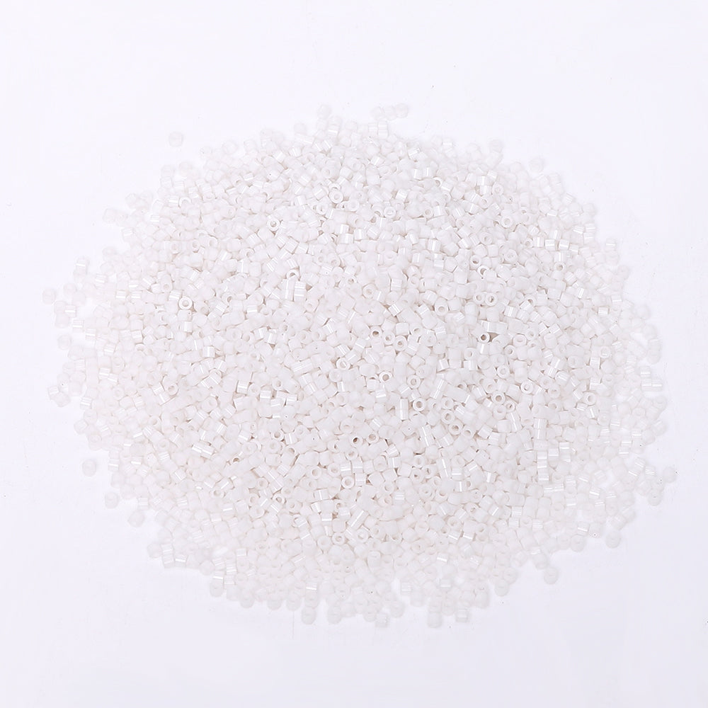Opaque White Color Hight Quality Glass Cylinder Seed Beads 1.6 MM Size BS1005