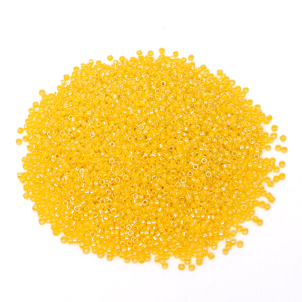 Opaque Luster Dark Yellow Color Hight Quality Glass Cylinder Seed Beads 1.6 MM Size BS1013 WholesaleRhinestone