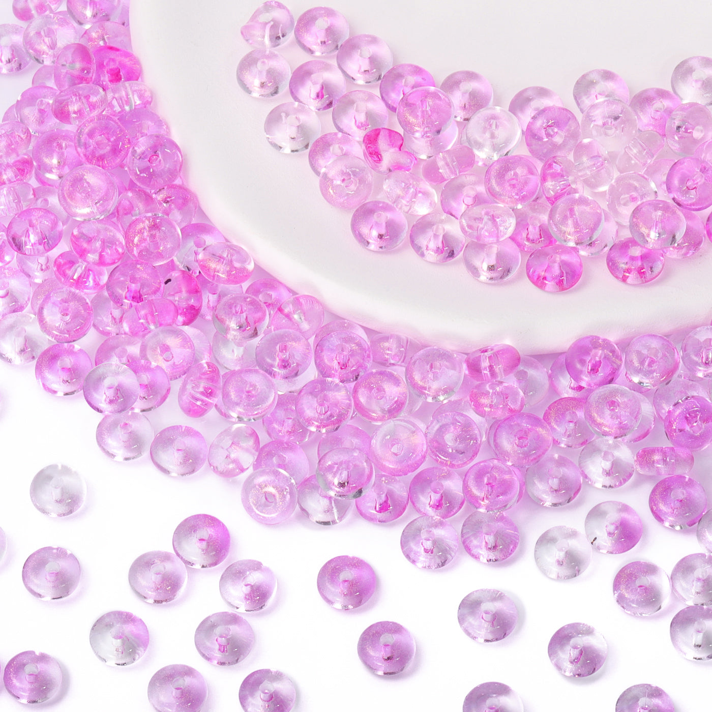 Ulike farger gjennomsiktig godteri serie heldig spenne form glassfrøperler