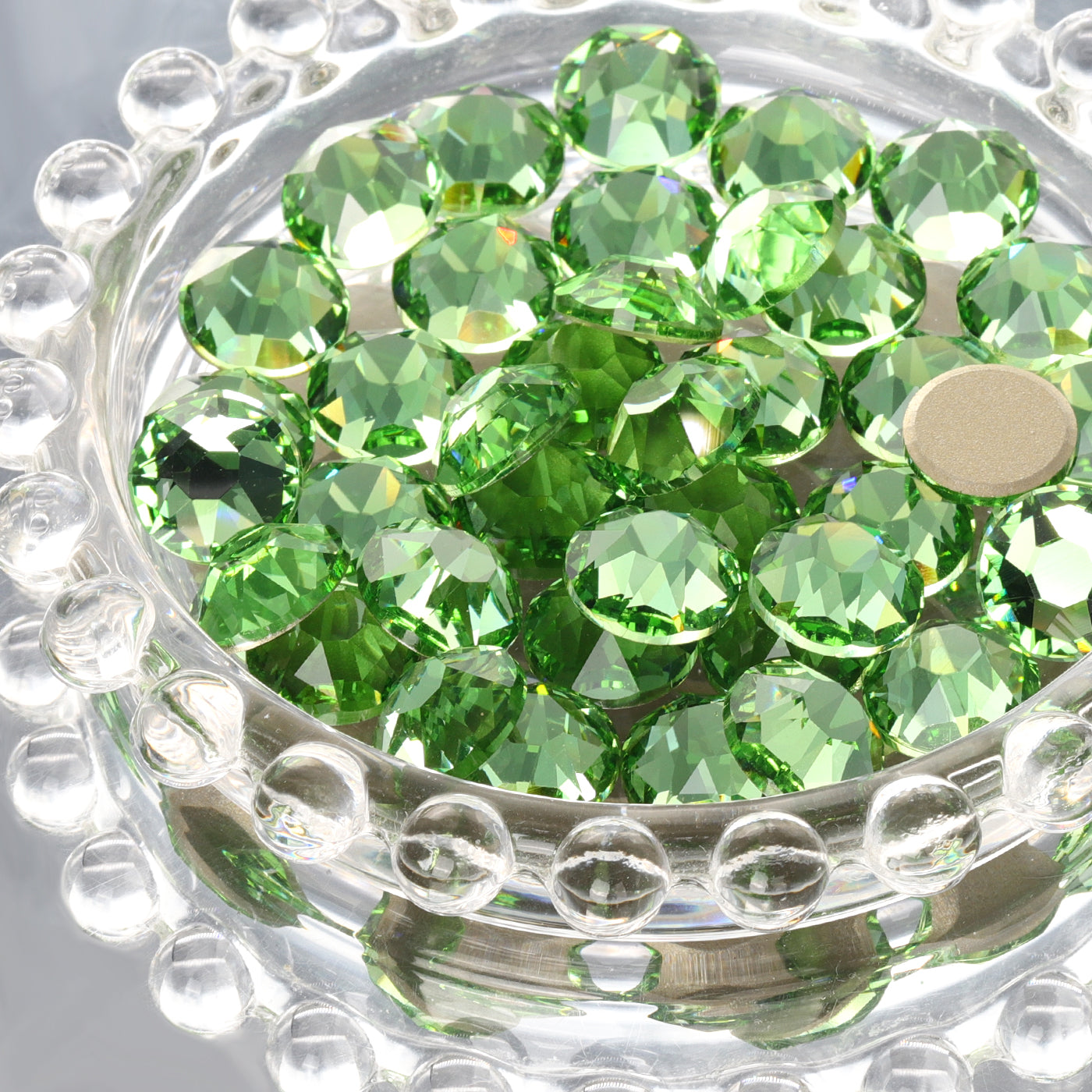 Peridot XIRIUS Round Shape High Quality Glass Beveled Flat Back Rhinestones WholesaleRhinestone
