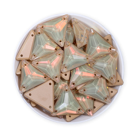 Silk AM Triangle Shape High Quality Glass Sew-on Rhinestones