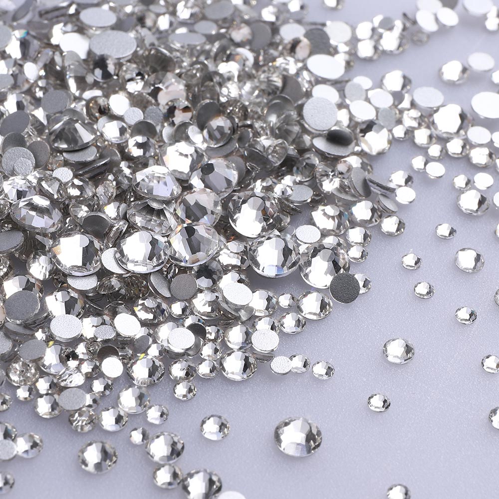 Mixed Sizes Crystal Glass FlatBack Rhinestones For Nail Art Silver Back Secondary image