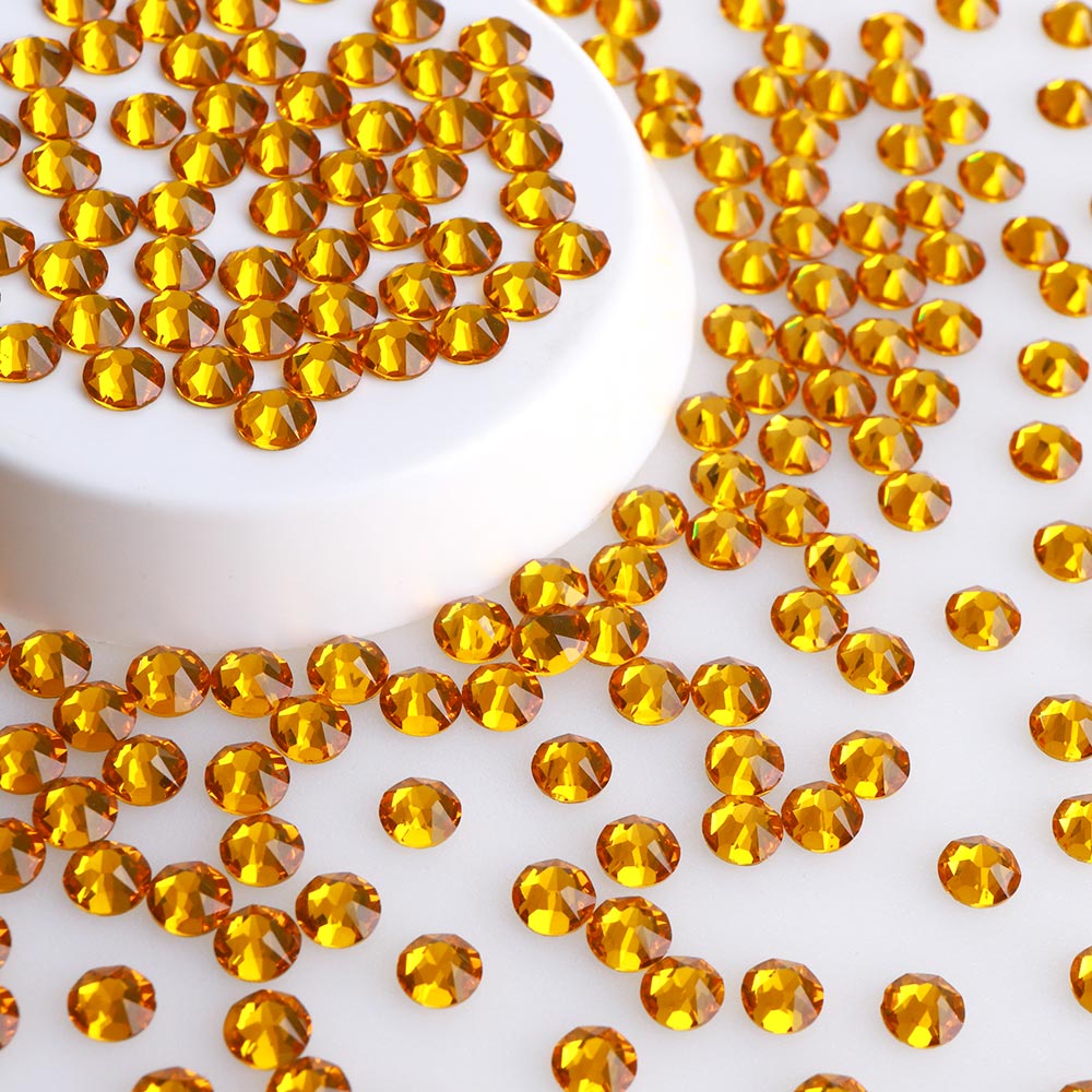 Topaz Glass Flat Back Glue-on Rhinestones 16 Cut Facets In Bulk Secondary image
