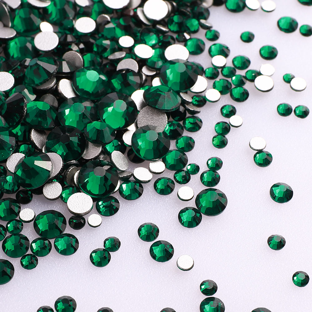 Mixed Sizes Dark Green Glass FlatBack Rhinestones For Nail Art Silver Back Secondary image