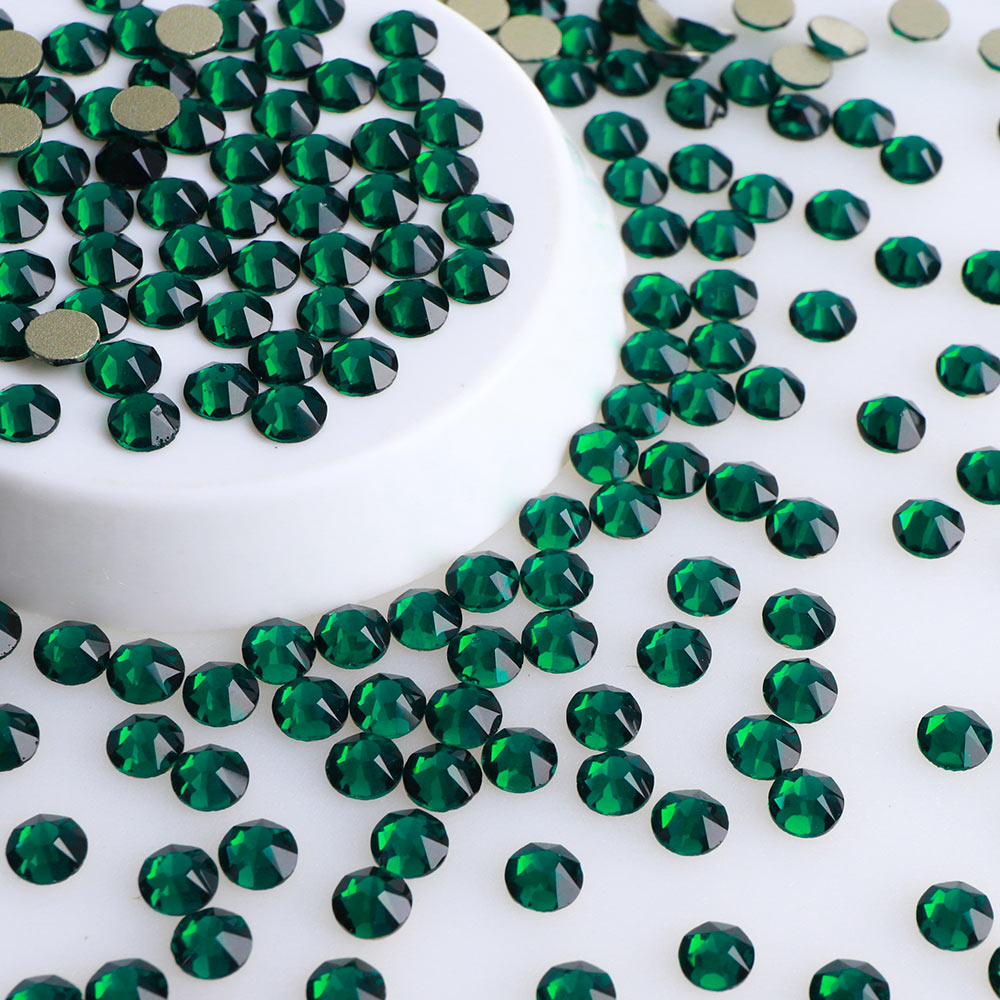 Dark Green Glass Flat Back Glue-on Rhinestones 16 Cut Facets In Bulk WholesaleRhinestone