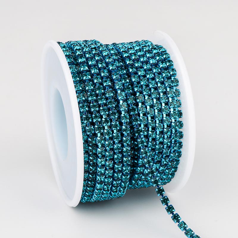 Indicolite Glass Rhinestones Close Cup Chain - 1 Row Indicolite Base WholesaleRhinestone