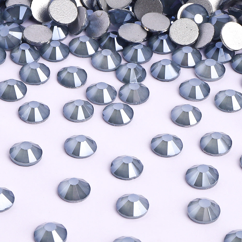 Mocha Light Gray Glass FlatBack Rhinestones Silver Back WholesaleRhinestone メイン画像