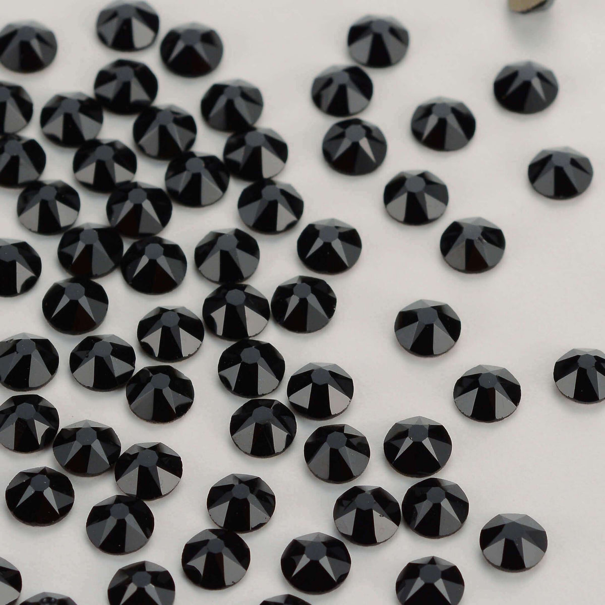 Black Glass FlatBack Glue-on Rhinestones 16 Cut Facets In Bulk WholesaleRhinestone