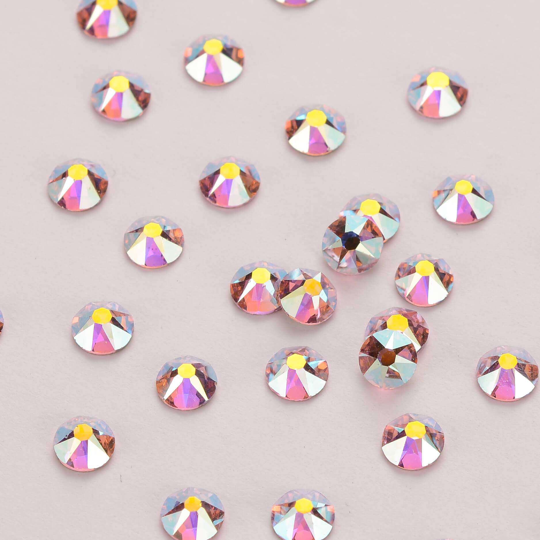 Light Pink AB Glass Flat Back Glue-on Rhinestones 16 Cut Facets Secondary image
