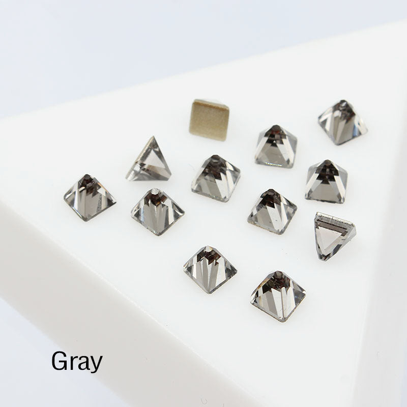 Black Diamond Square Cone Shape Flat Back Fancy Rhinestones For Nail Art WholesaleRhinestone Imagen principal del producto
