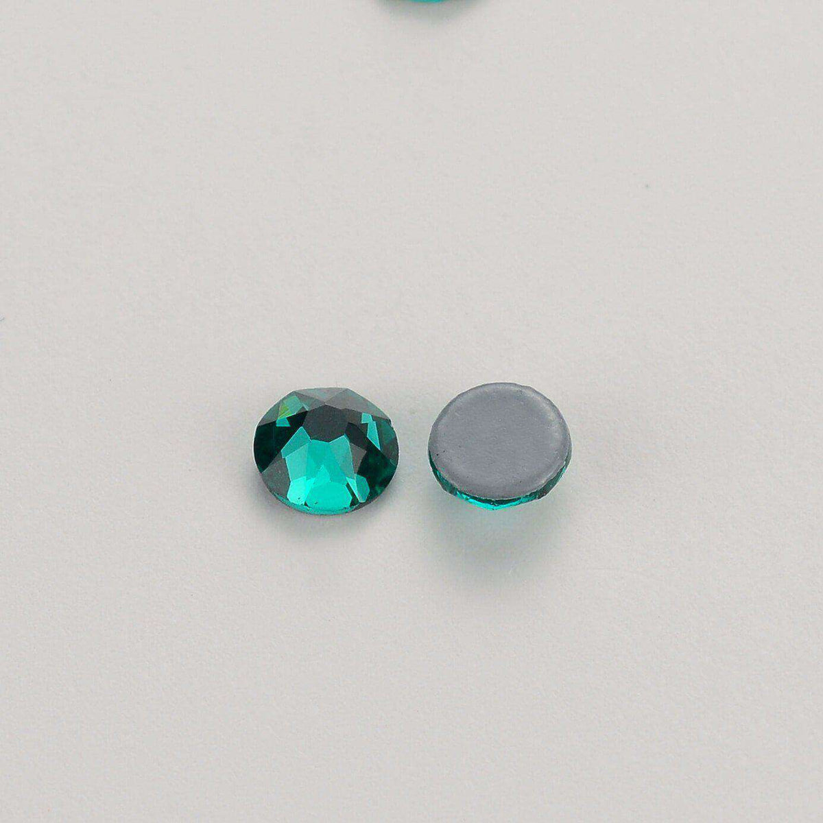 Blue Zircon Glass HotFix Rhinestones 16 Cut Facets WholesaleRhinestone
