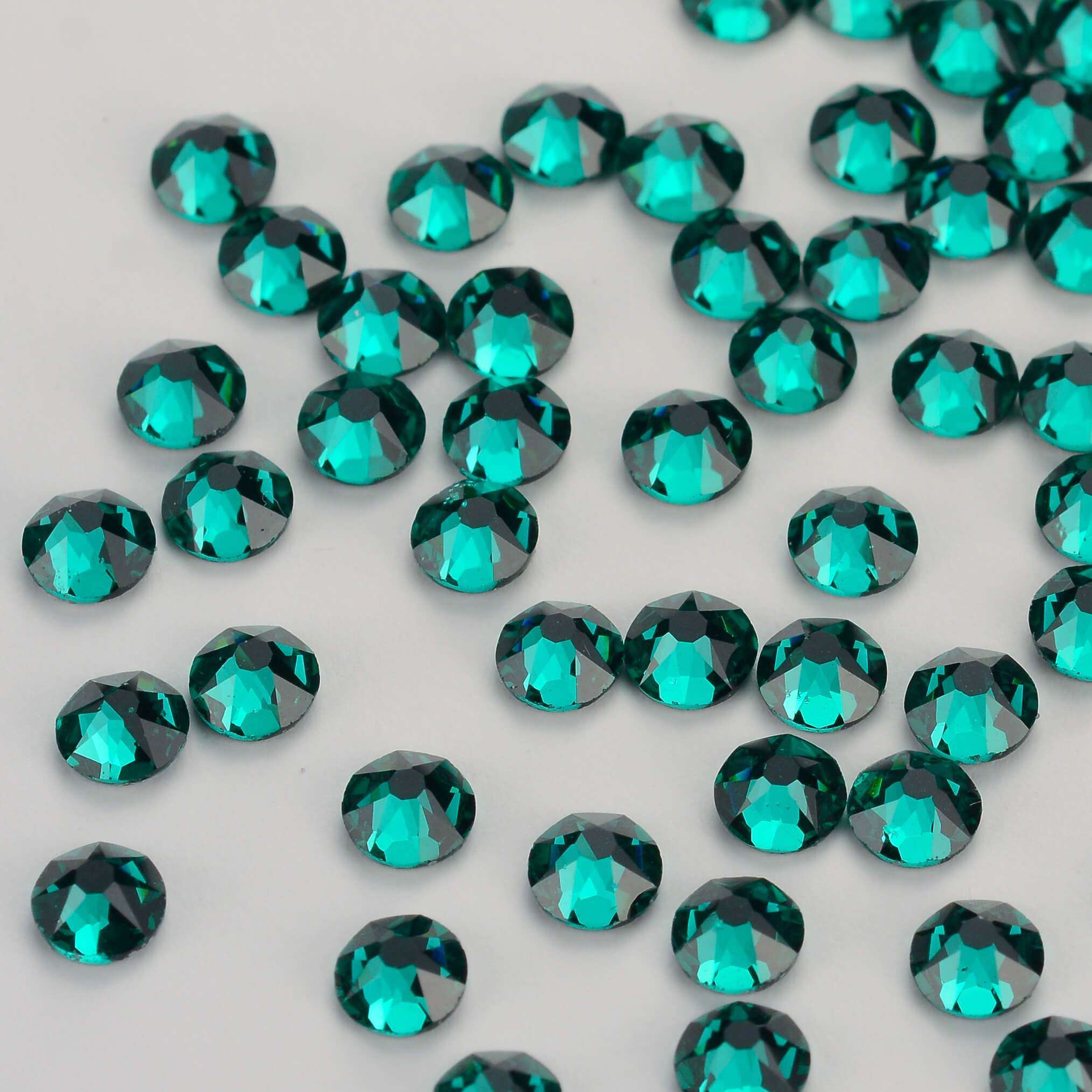 Blue Zircon Glass HotFix Rhinestones 16 Cut Facets WholesaleRhinestone