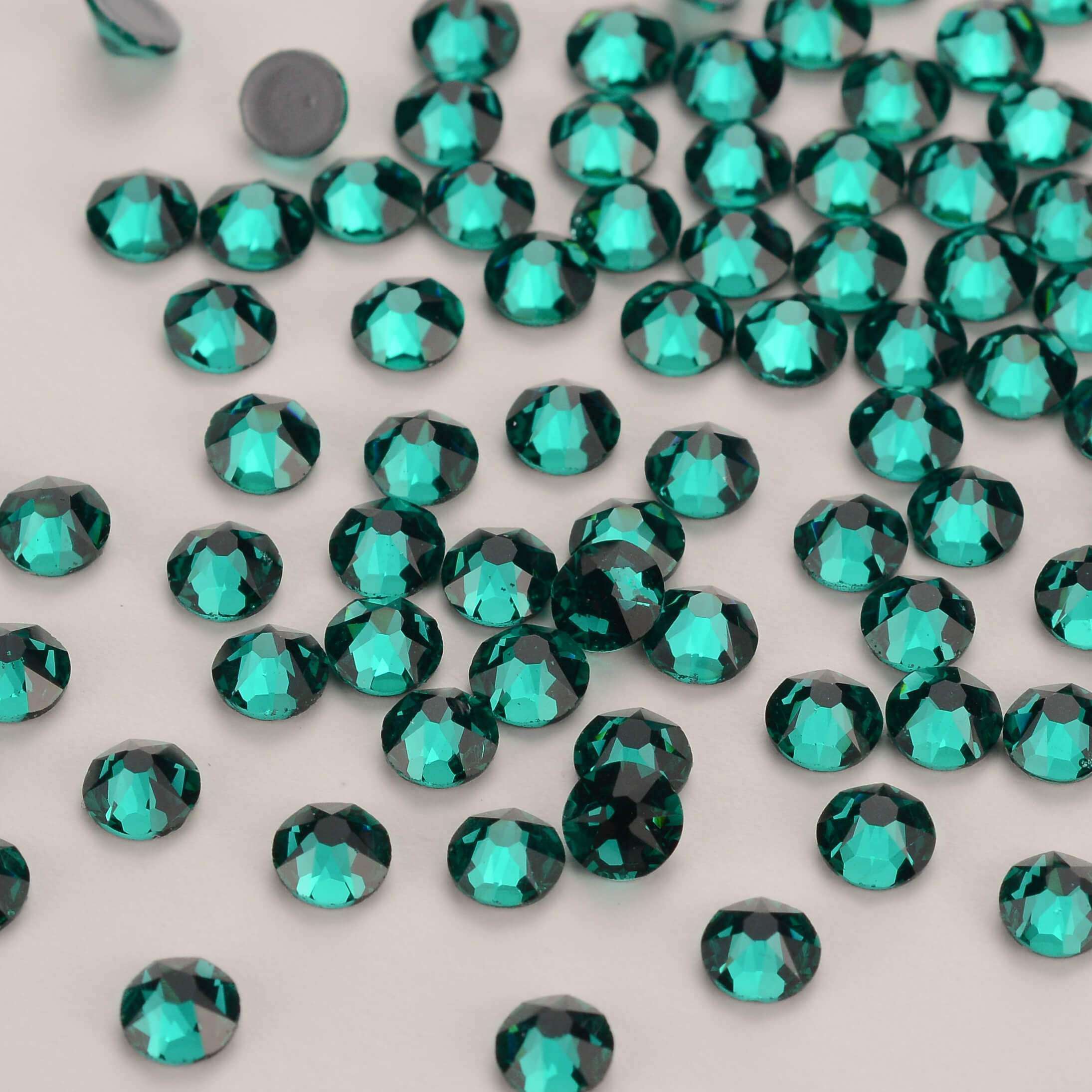 Blue Zircon Glass HotFix Rhinestones 16 Cut Facets WholesaleRhinestone