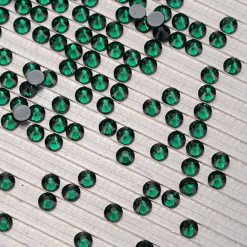 Mørkegrøn glas hotfix rhinestones Sekundært billede