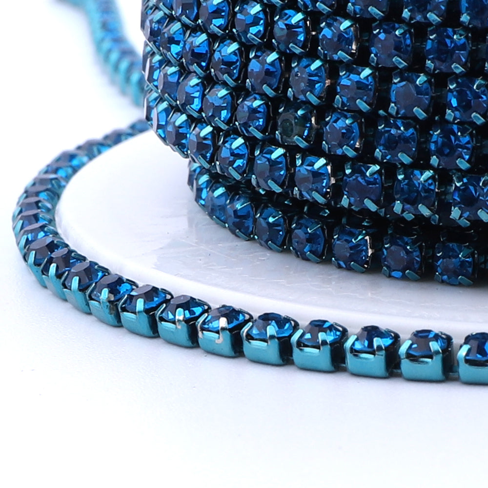 Capri Blue Glass Rhinestones Close Cup Chain - 1 Row Capri Blue Base WholesaleRhinestone