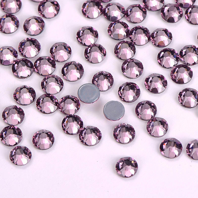 Light Amethyst Glass HotFix Rhinestones 16 Cut Facets In Bulk WholesaleRhinestone