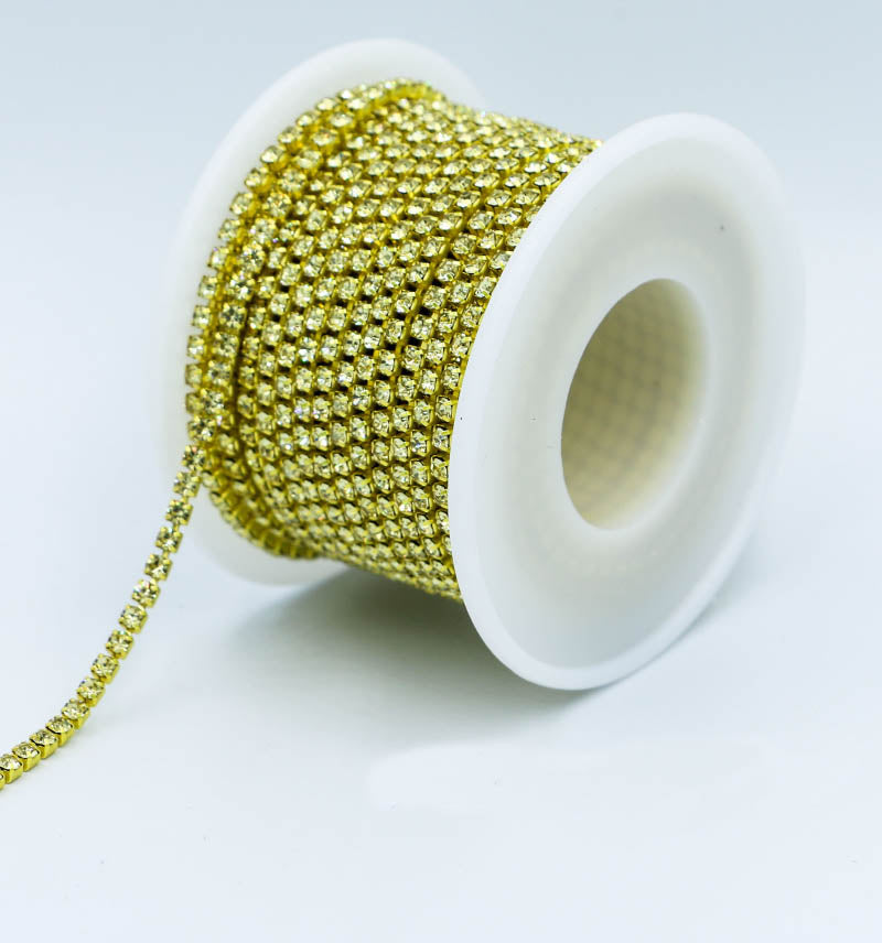 Light Yellow Glass Rhinestones Close Cup Chain - 1 Row Light Yellow Base WholesaleRhinestone Hauptbild