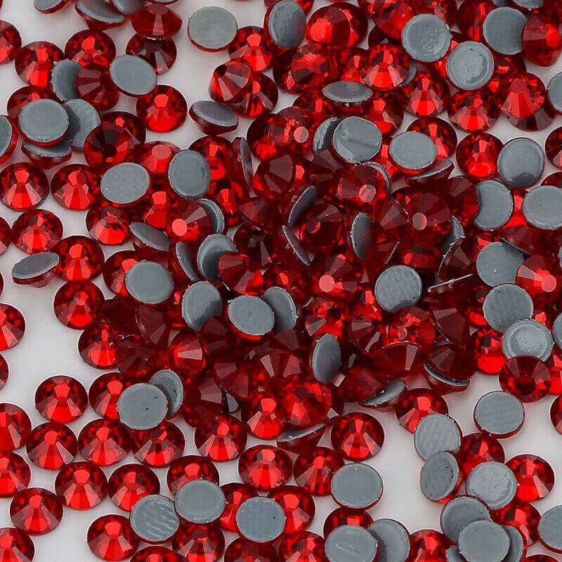 Smooth Red Rhinestone Red Siam Glass HotFix Rhinestones – WholesaleRhinestone
