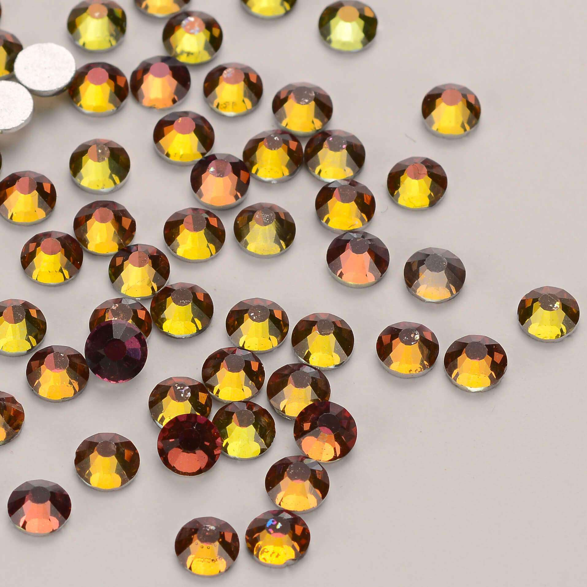 Red Volcano Glass Flat Back Rhinestones In Bulk WholesaleRhinestone